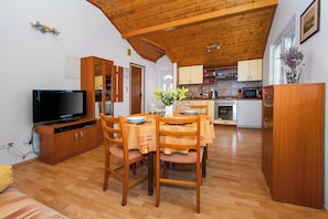 Apartment (A2) | Living room - Apartments Family Corner (Vodice)