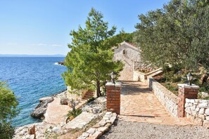 Building design - House Robinzon Sea Beauty (Jelsa)