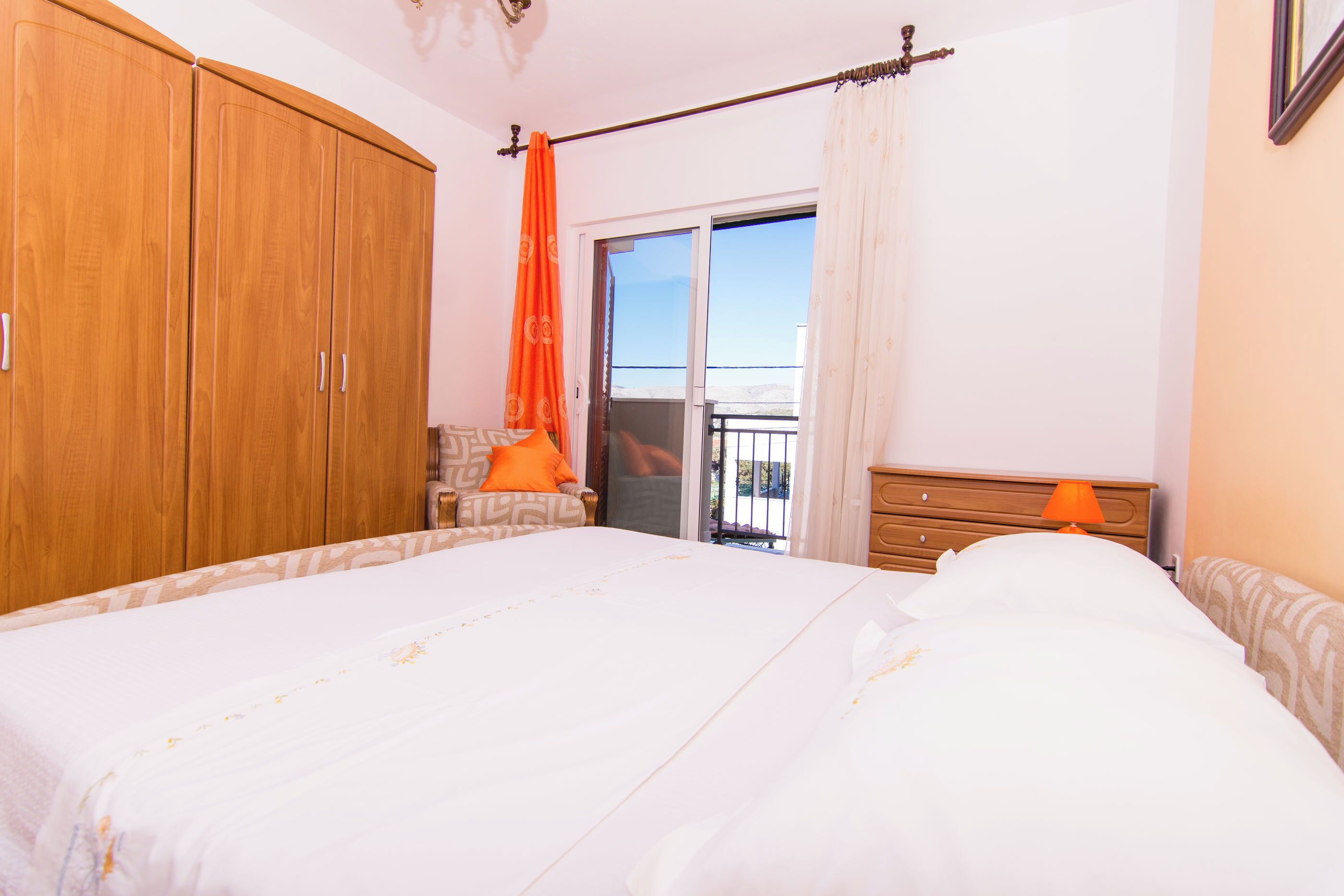 Appartement (A2) | Fer et planche à repasser, accès au Wi-Fi (inclus)