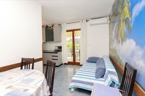 Apartment (A1) | Dining - Apartment Milena (Vodice)
