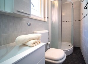 House | Bathroom | Shower - House Olive Tree (Rab)