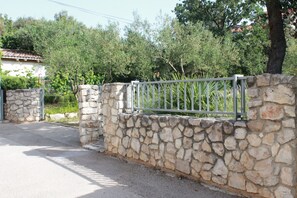 Building design - Apartments Barbara (Pakostane)