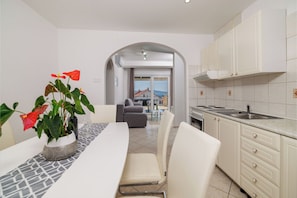 Apartment (A3) | Dining - Apartments Grozdana (Crikvenica)