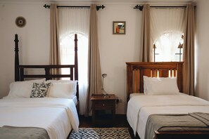 Comfort Condo, Pool View | Bathroom | Bathrobes, slippers, towels, soap - NAIBOR VILLA (Arusha)