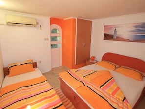 Iron/ironing board, free WiFi - Apartment Colic (Crikvenica)