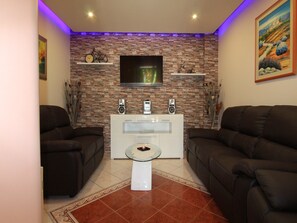 Apartment (A1) | Living room - Apartment Colic (Crikvenica)