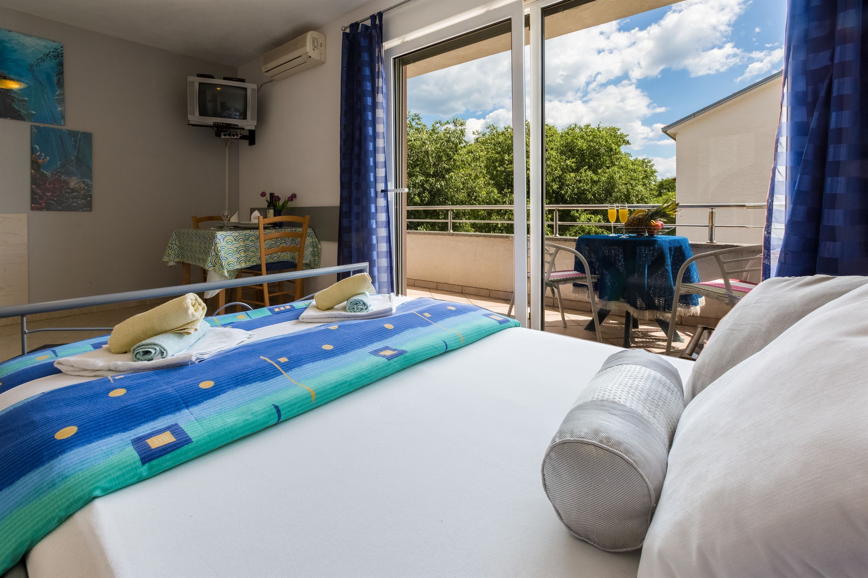 Studio (A3) | Interior