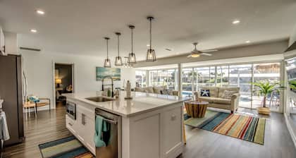 4 Bedroom, Bright and Spacious! NEW TO RENTAL, peak season available