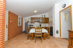 House | Private kitchen - House Tomislav (Pag)
