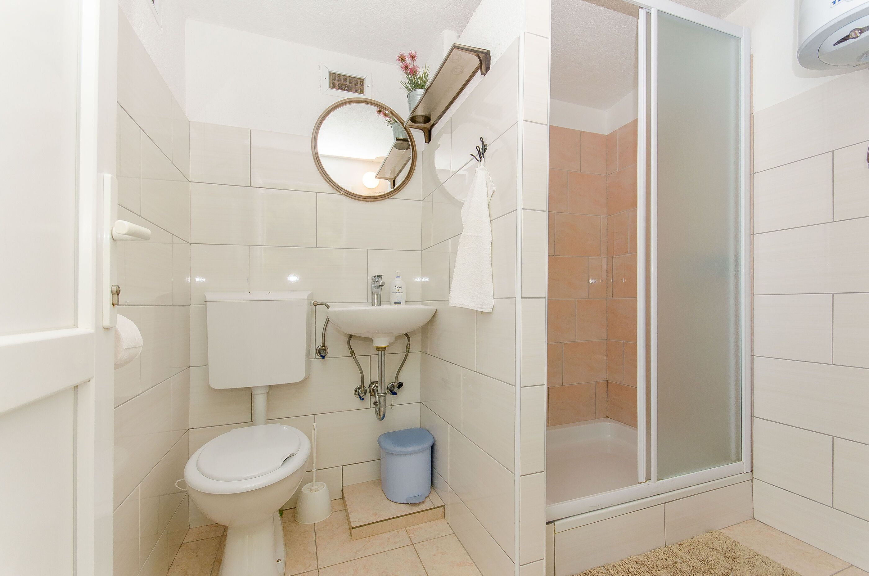 House | Bathroom