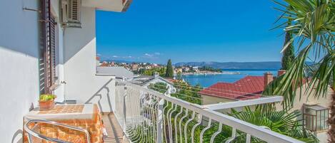 Apartment (A2) | Balcony