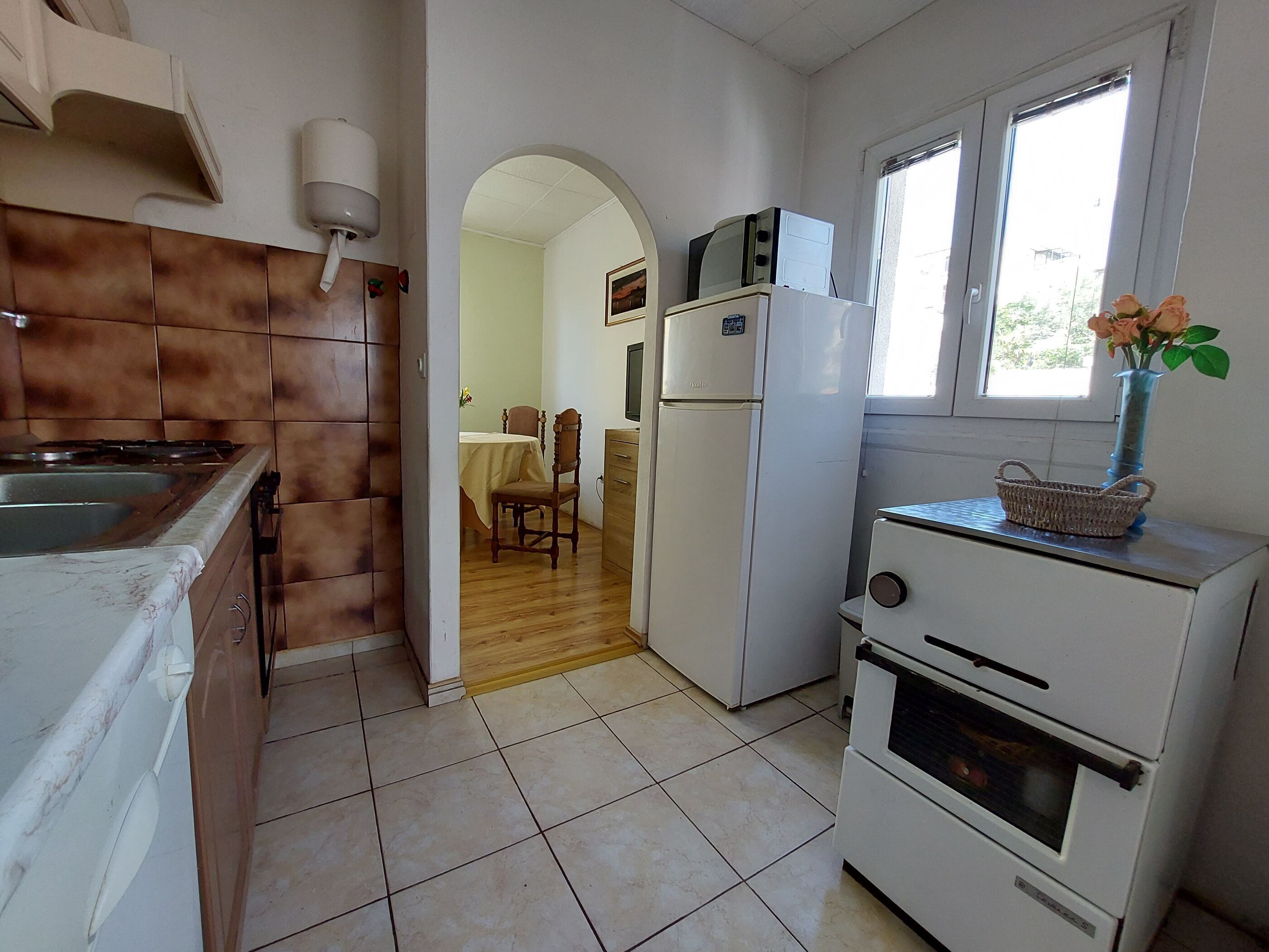 Apartamento (A1) | Cocina privada | Máquina de café espresso, frigorífico, microondas y horno