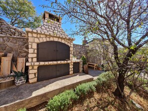 BBQ/picnic Area - Apartments Vjenceslava (Senj)