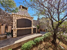 Área de parrillas y picnic