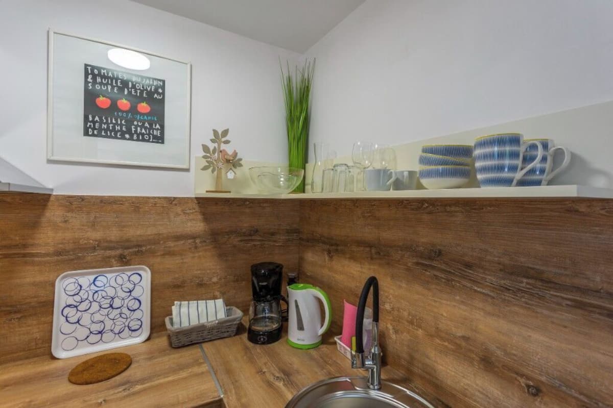 Rum (S1) | Eget kök | Kylskåp, spishäll och vattenkokare