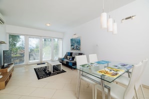 Apartment (A1) | Living room - Apartment Villa Sara (Crikvenica)