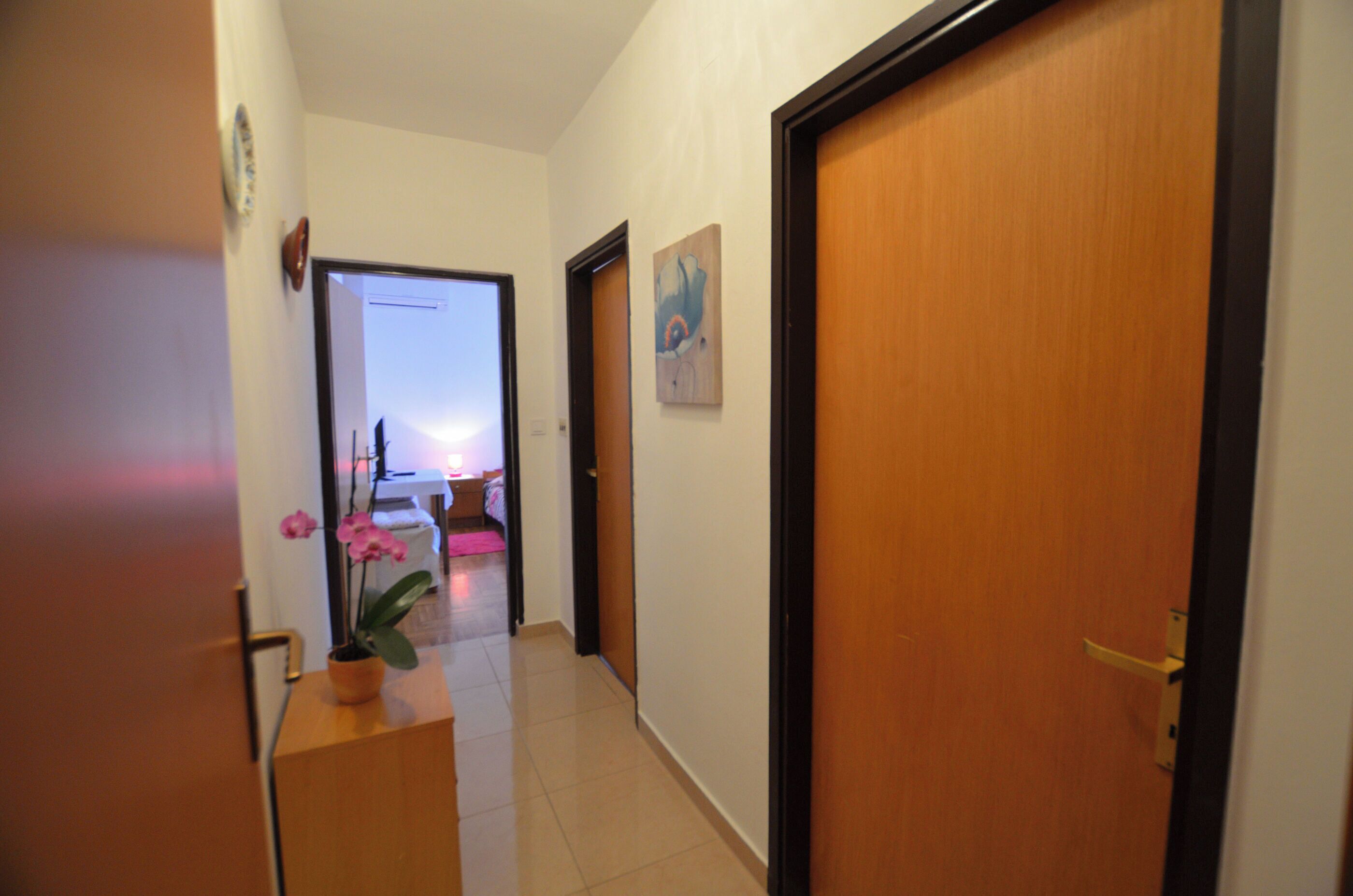 Habitación (S1) | Entrada interior