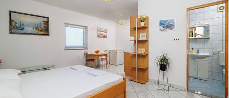 Studio (A1) | Restauration