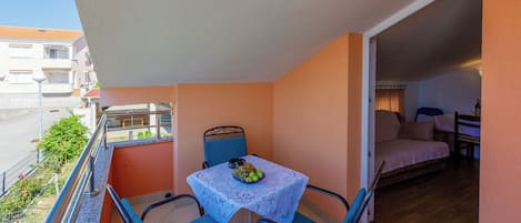 Apartment (A2) | Balcony