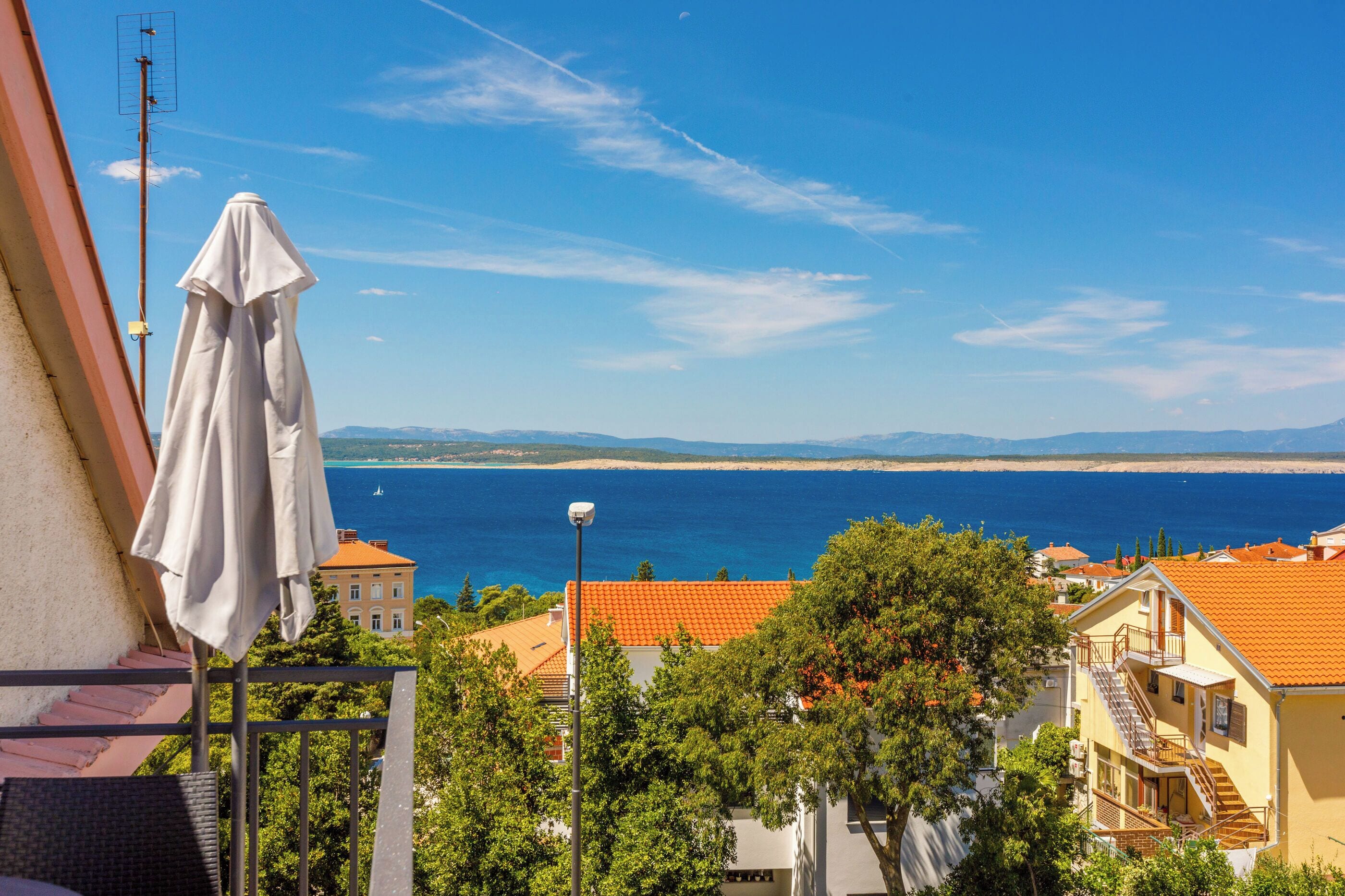 Apartment (A2) | Water view