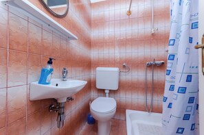 Room (S1) | Bathroom - Rooms Sonja P (Rab)