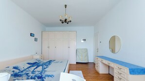 Kamer (S1) | Interieur