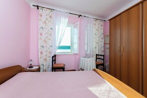 Room (S2) | Free WiFi - Rooms Marica B (Rab)