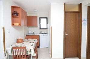 Apartment (A3) | Private kitchen - Apartments Ljubomir (Cres)