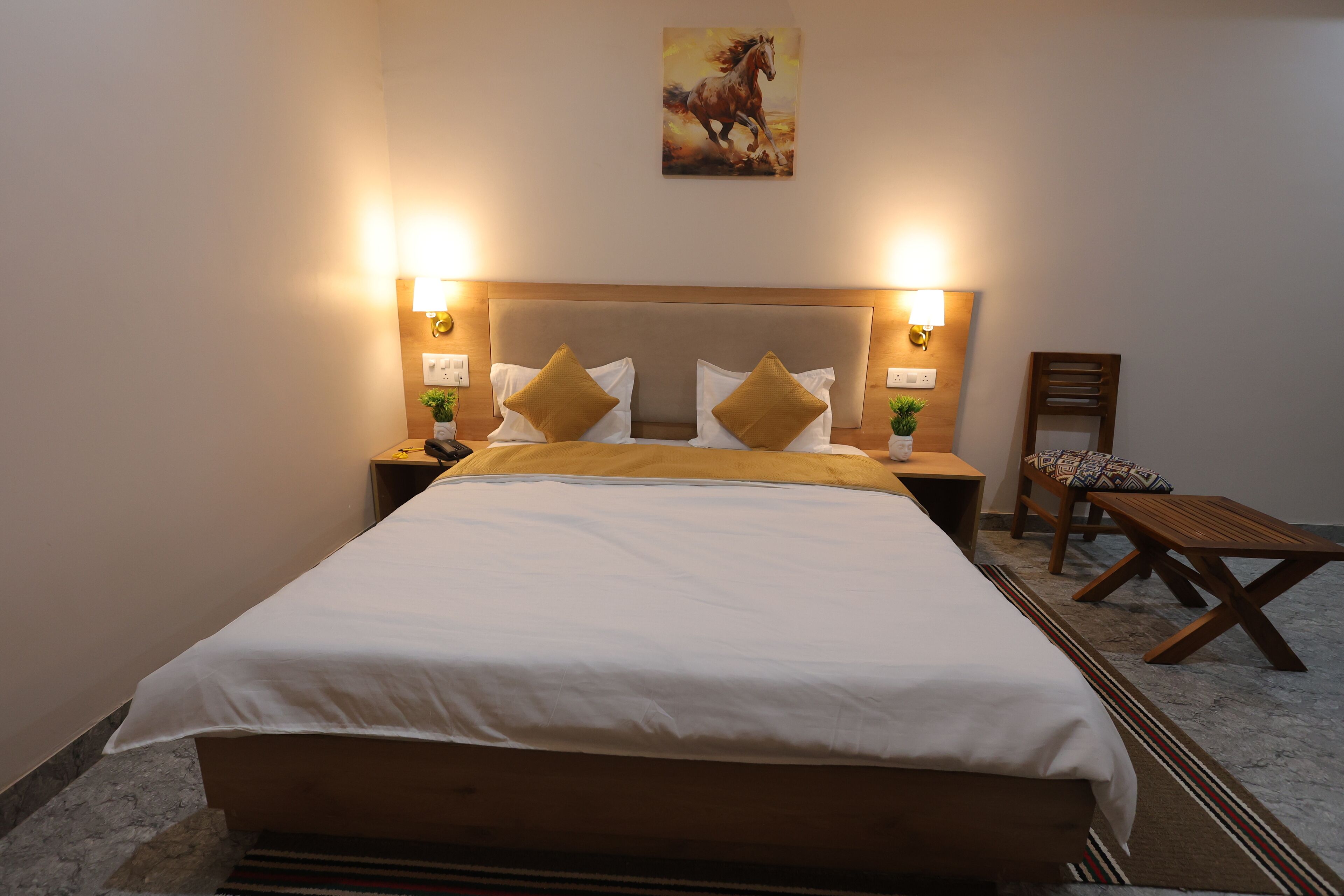 Superior Room | Desk, laptop workspace, blackout drapes, free WiFi