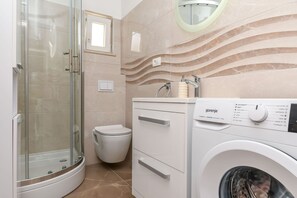 Apartment (A2) | Bathroom - Apartment Nela (Trogir)