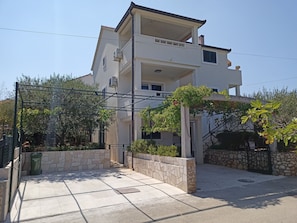 Exterior - Apartment Romarin (Supetar)