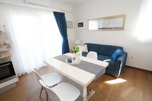 Apartment (A1) | Interior - Apartment Romarin (Supetar)