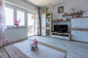 Apartment (A2) | Living room - Apartments Melita (Crikvenica)