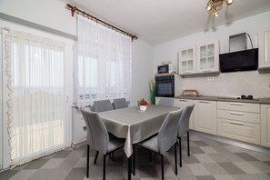 Apartment (A2) | Private kitchen | Fridge, stovetop, dishwasher, espresso maker - Apartments Melita (Crikvenica)