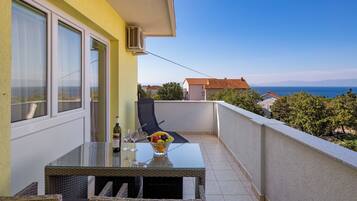 Apartment (A3) | Balcony