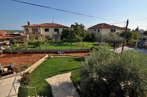 Courtyard - Apartments Boris (Umag)