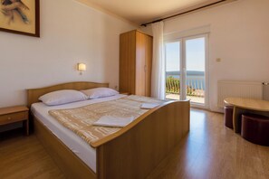 Apartment (A2)