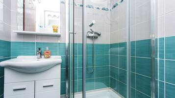 Apartment (A1) | Bathroom