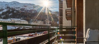 TrackSide House | Ski-In Ski-Out on Cretaz Slopes, Central Cervinia