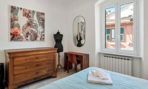 2 camere, ferro/asse da stiro