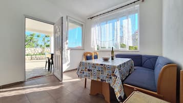 Appartement (A3) | Restauration