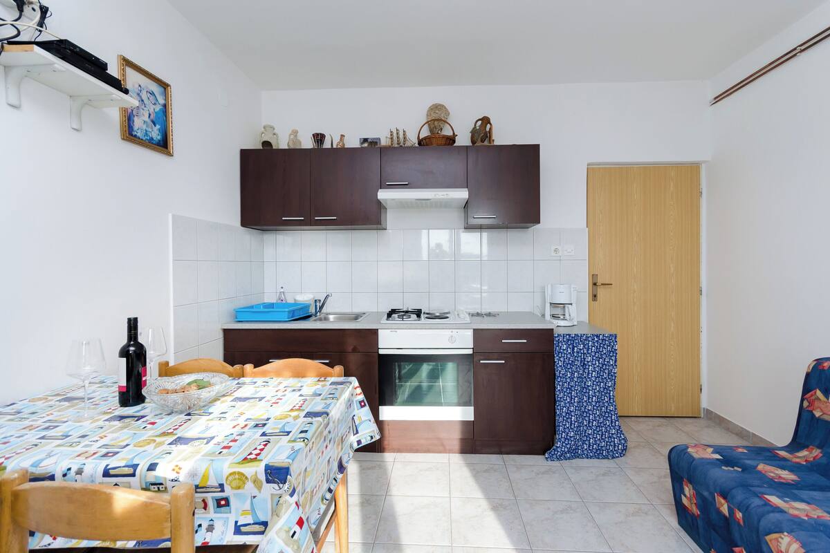 Apartment (A2) | Private kitchen
