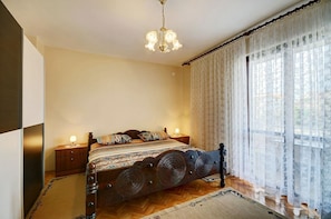 Apartment (A1)