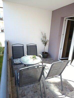 Apartment (A2) | Speisen im Freien