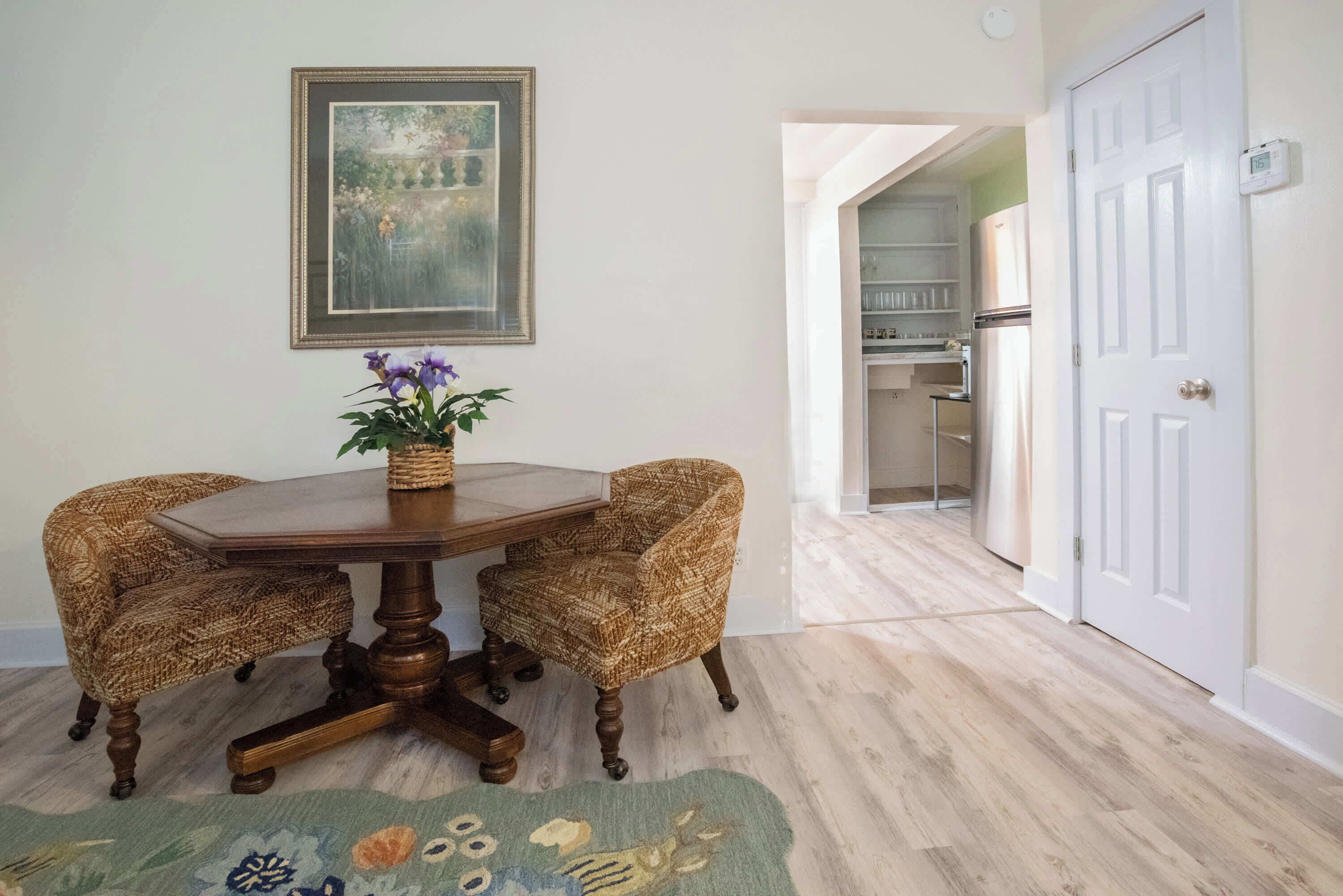 Apartment, Multiple Beds, Kitchen (Mariposa Coral) | Dining