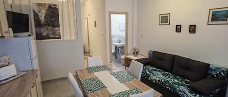 Apartment (A1) | Living room