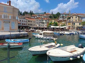 City view from property - Apartments Near the sea (Opatija)