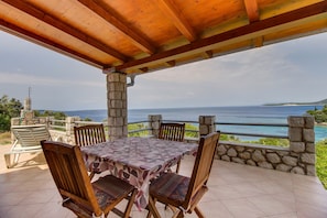 Apartment (K1) | Terrace/patio - House Nevenka (Cres)