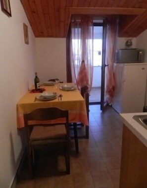 Apartment (A1) | Dining - Apartments and Rooms Ana (Medulin)