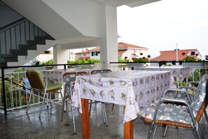 Căn hộ (A2) | Hiên